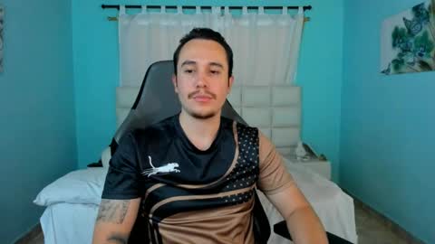 Snapshot of juan__jimenez chatting on April 22, 2026, 8:54 pm Juan online show from April 22, 2026, 8:54 pm