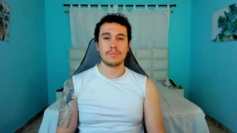 Snapshot of juan__jimenez chatting on June 8, 2026, 1:28 am Juan online show from June 8, 2026, 1:28 am