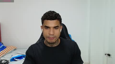 Snapshot of juan_gomez_1 chatting on May 28, 2026, 11:35 pm juan_gomez_1 online show from May 28, 2026, 11:35 pm