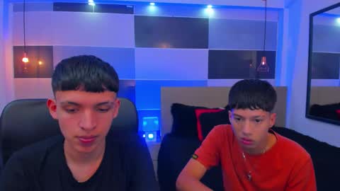 JuanSteven online show from December 12, 2024, 4:26 am