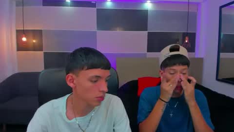 JuanSteven online show from January 14, 2025, 4:25 am