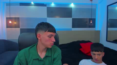 JuanSteven online show from February 5, 2025, 4:16 am