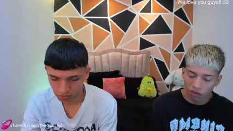 JuanSteven online show from July 25, 2026, 3:59 am