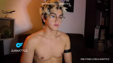 Snapshot of juancamroom chatting on May 31, 2026, 11:50 pm . online show from May 31, 2026, 11:50 pm