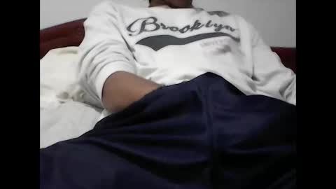 juandr27 online show from November 16, 2025, 6:19 am