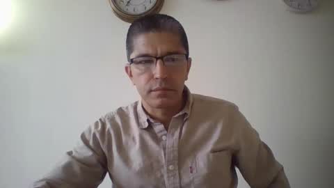 juanearth1 online show from May 8, 2026, 10:37 pm