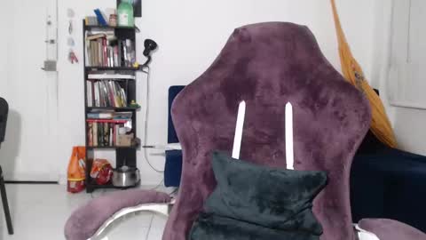 JUANISIMO  online show from February 25, 2025, 11:33 pm