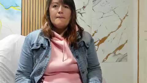 juanita online show from July 21, 2026, 8:27 am