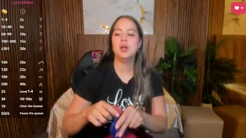 JUANITA online show from May 2, 2026, 11:37 am