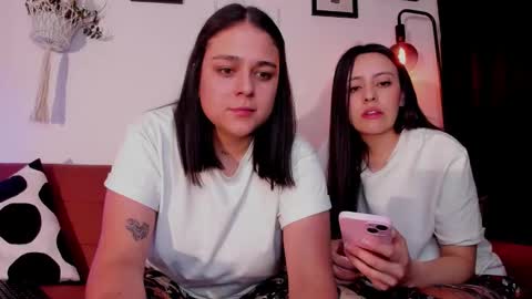 juanitaaa_ online show from February 14, 2026, 4:53 am