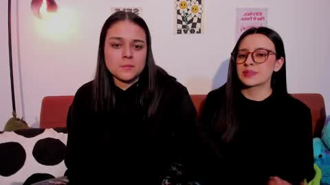 juanitaaa_ online show from June 2, 2026, 4:47 am
