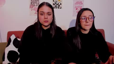 juanitaaa_ online show from June 27, 2026, 10:59 pm
