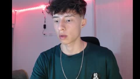 Snapshot of juanmres chatting on November 21, 2025, 4:11 am juanmres online show from November 21, 2025, 4:11 am