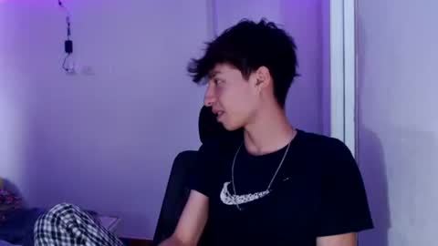 Snapshot of juanmres chatting on January 7, 2026, 7:16 pm juanmres online show from January 7, 2026, 7:16 pm