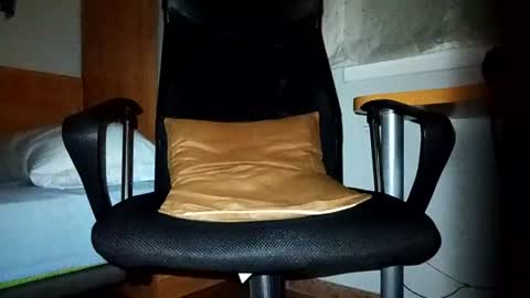 Snapshot of juanrashy chatting on June 20, 2026, 2:36 am Juanra online show from June 20, 2026, 2:36 am