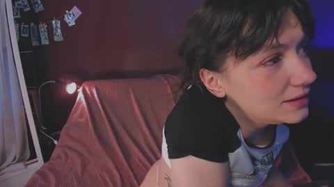 Arina online show from September 26, 2025, 1:37 pm