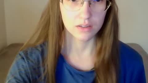 Snapshot of juicetalia chatting on December 5, 2024, 11:27 am JuiceTalia online show from December 5, 2024, 11:27 am