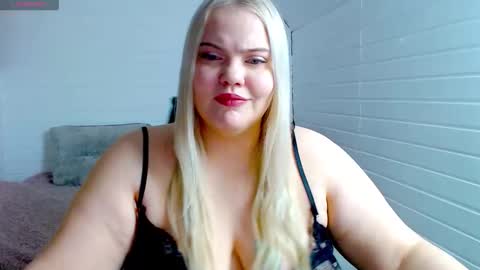Snapshot of juicy_diana chatting on January 19, 2026, 2:04 am Diana For friends simple Di online show from January 19, 2026, 2:04 am