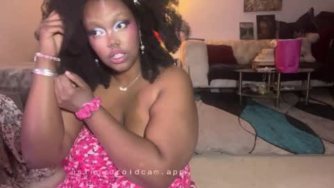 juicy_janet online show from May 31, 2026, 8:32 am