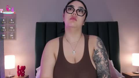 Juicy online show from February 11, 2026, 11:04 am