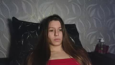 laura online show from November 28, 2025, 12:08 pm