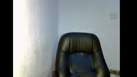 olivia online show from July 27, 2026, 7:32 pm