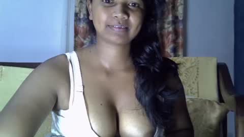 Snapshot of juicy_pretty chatting on June 21, 2026, 3:20 am stellah online show from June 21, 2026, 3:20 am
