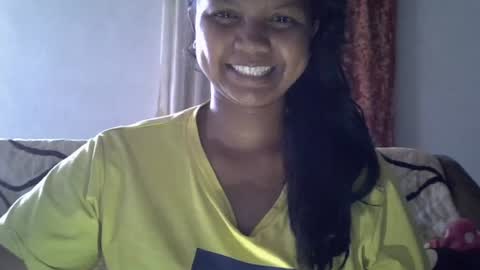 Snapshot of juicy_pretty chatting on June 23, 2026, 8:12 am stellah online show from June 23, 2026, 8:12 am
