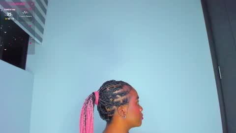 Snapshot of juicy_sky chatting on April 2, 2026, 2:09 am Your Paradise online show from April 2, 2026, 2:09 am