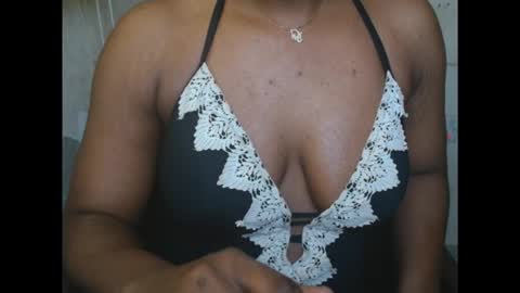 Snapshot of juicycuntx chatting on September 30, 2025, 7:46 am juicycuntx online show from September 30, 2025, 7:46 am