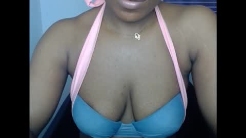 Snapshot of juicycuntx chatting on October 22, 2025, 9:42 am juicycuntx online show from October 22, 2025, 9:42 am