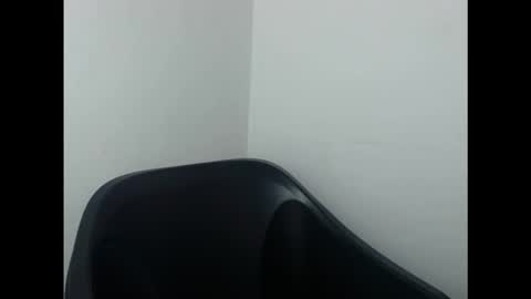 Snapshot of juicycuntx chatting on October 25, 2025, 8:11 am juicycuntx online show from October 25, 2025, 8:11 am