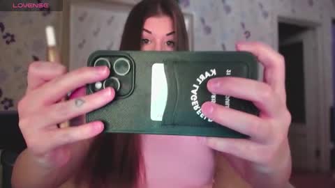 Elena online show from October 6, 2025, 3:31 pm