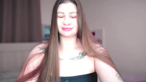 Elena online show from February 25, 2026, 9:35 pm