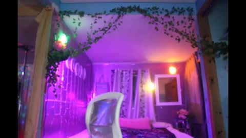 juicyjayxxx69 online show from December 4, 2025, 5:06 am