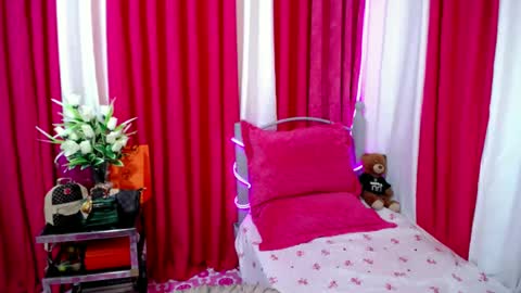Den  online show from July 2, 2026, 9:37 am