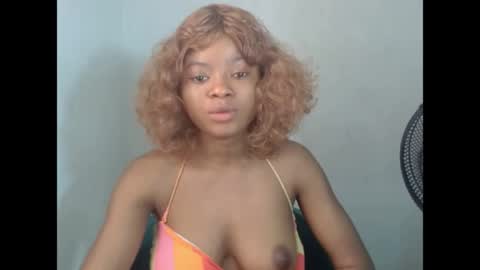 juicynpinkx online show from March 18, 2026, 8:28 am