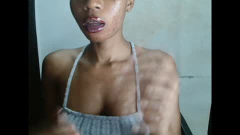 juicyxpussyxx online show from July 26, 2026, 9:21 pm