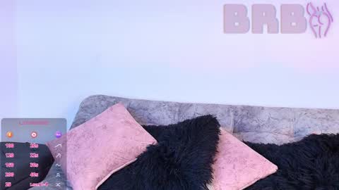 Jules and Gia online show from June 11, 2026, 9:18 am