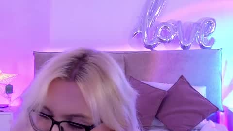 Snapshot of jules_nightt chatting on May 9, 2026, 9:31 pm Jules Nightt online show from May 9, 2026, 9:31 pm