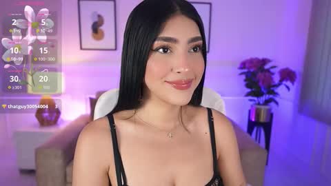 Snapshot of julesbennet chatting on September 9, 2025, 11:43 am Jules Bennett online show from September 9, 2025, 11:43 am