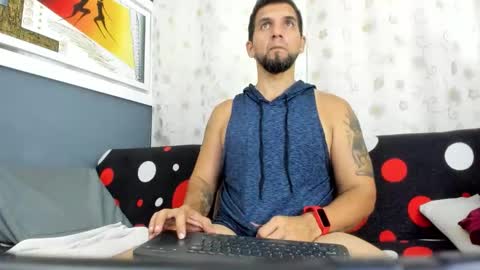 juleslake2 online show from November 22, 2025, 7:13 pm