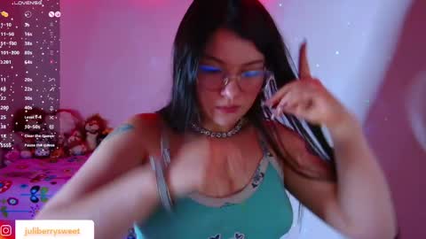 Snapshot of juli05star chatting on May 14, 2026, 3:13 am Juliana online show from May 14, 2026, 3:13 am