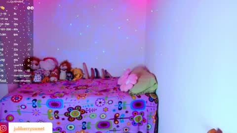 Snapshot of juli05star chatting on May 23, 2026, 10:58 pm Juliana online show from May 23, 2026, 10:58 pm