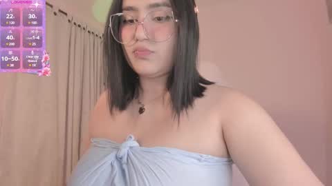 Snapshot of juli_1213 chatting on February 24, 2025, 2:19 am Juliana online show from February 24, 2025, 2:19 am