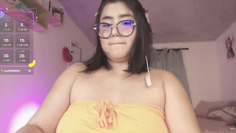 Snapshot of juli_1213 chatting on November 1, 2025, 11:18 pm Juliana online show from November 1, 2025, 11:18 pm