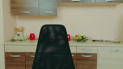 Snapshot of julia__jae chatting on June 8, 2026, 6:36 am JuliaJae online show from June 8, 2026, 6:36 am