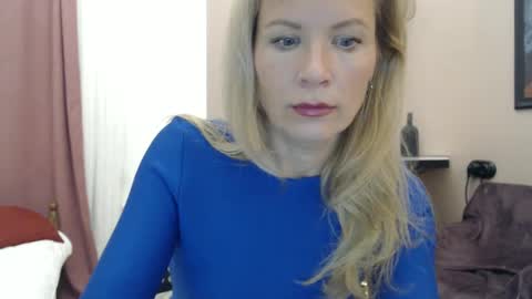 julia_giulia online show from January 31, 2025, 1:22 am