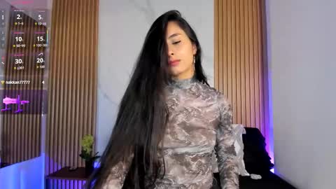 Snapshot of julia_martinezz_ chatting on March 13, 2026, 11:28 am J U L IA M A R T I N E Z online show from March 13, 2026, 11:28 am