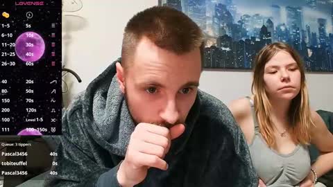 julia_official online show from February 26, 2025, 9:16 pm